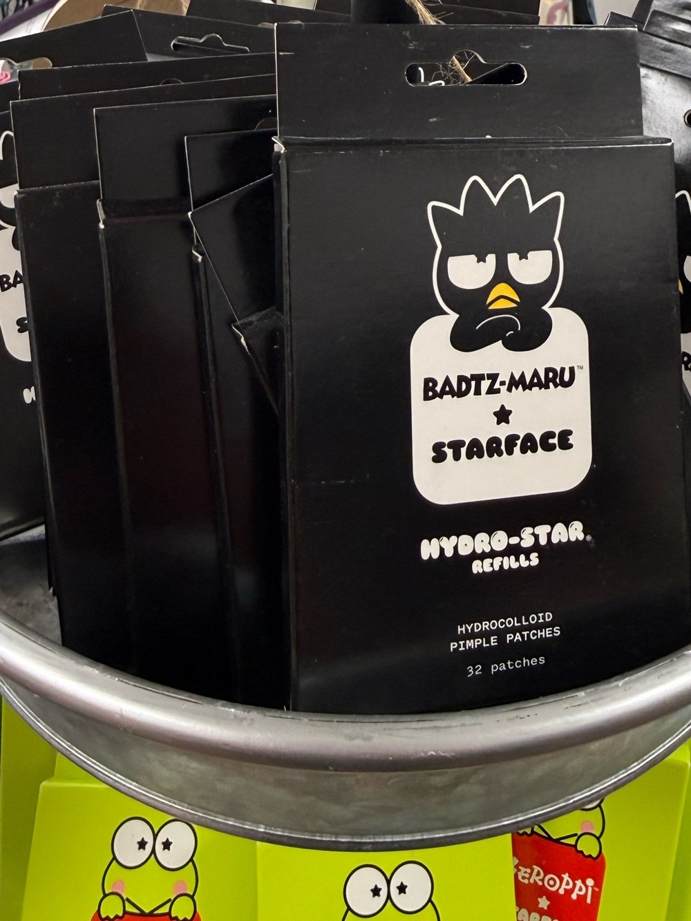 1 box Badtz-Maru Starface Hydrocolloid Pimple Patches - Black Packaging